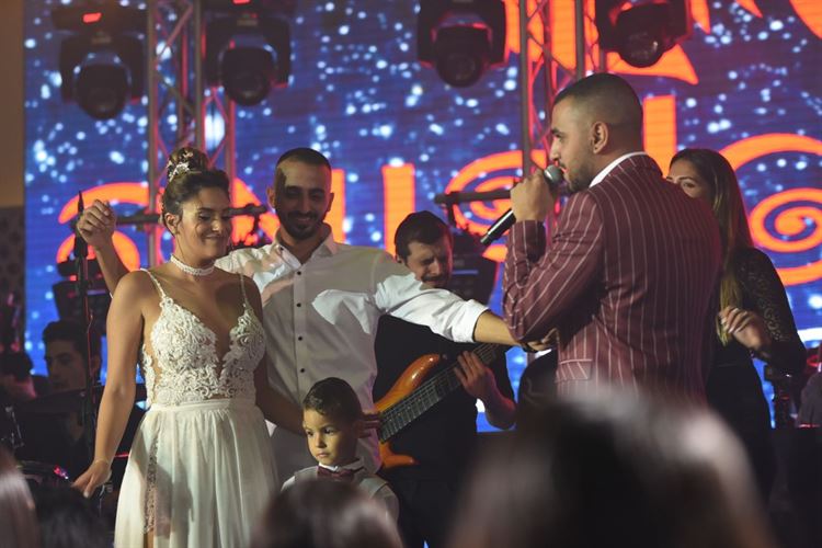 החתן והכלה מציגים: צילומי זוגיות של מקצוענים 26