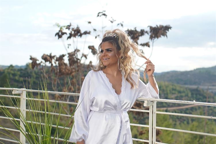 סטייל מתפרץ: מה לבשה המעצבת שירן כהן לחתונתה? 6