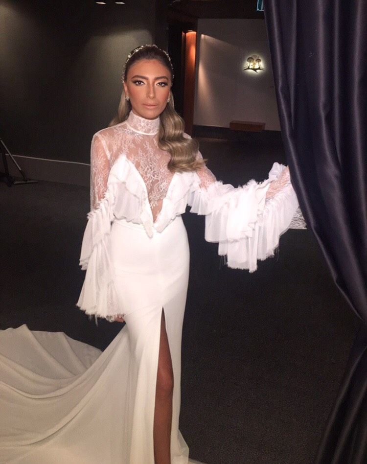 מפתיעה עם כל שמלה מחדש. החתונה של דניאל חיים ודור גרושקביץ (צילום: שלומי ביטון)