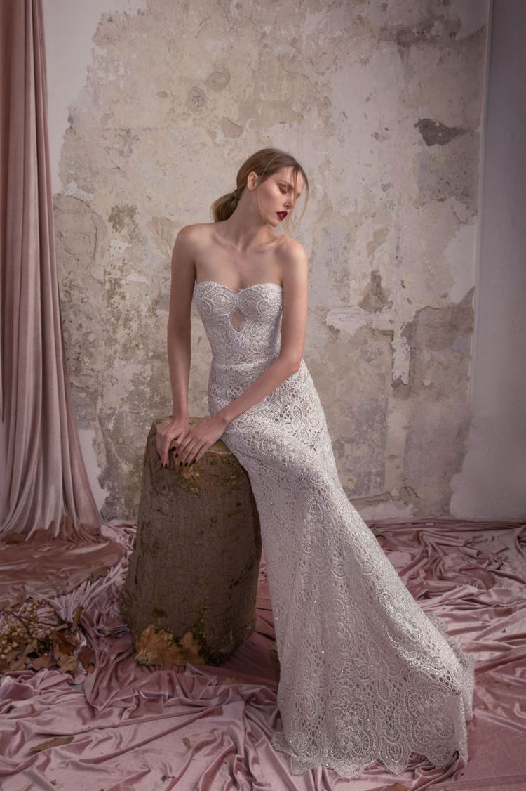 הגיע הזמן לשים סוף ללבן: שמלות כלה בגוונים בהירים 18