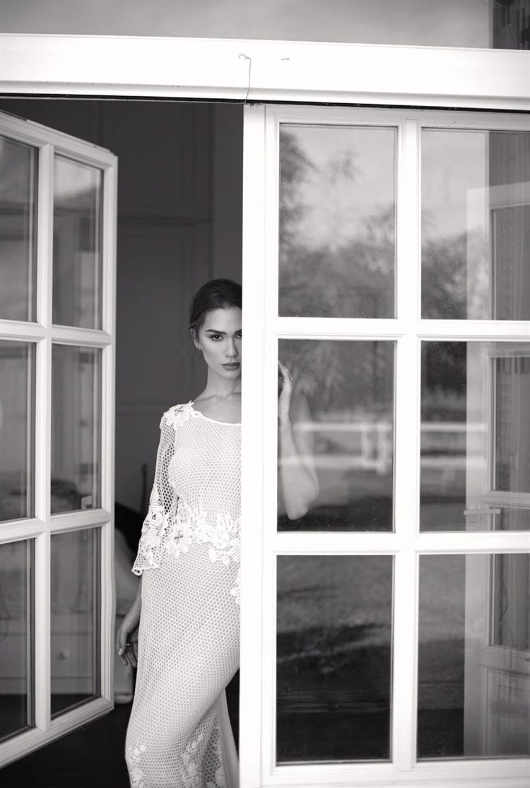 OMG: שיר אלמליח מודדת שמלות כלה 2