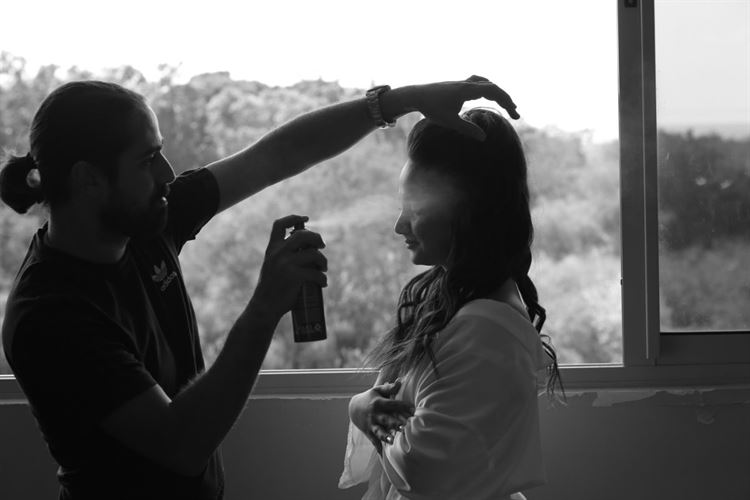 משחק הנשיקות: מי עשה את הצעד הראשון? 2