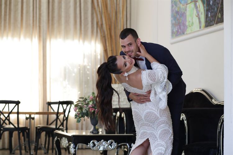 משחק הנשיקות: מי עשה את הצעד הראשון? 6