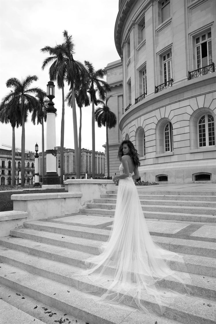 המקצב הלטיני שהחליף את הצבע הלבן בשמלת הכלה 8