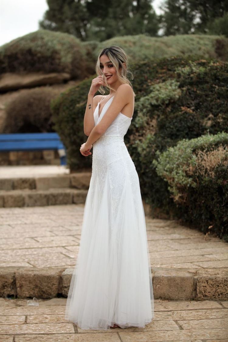 הקטלוג שיוצא אתכן מהקופסא של שמלות הכלה 9
