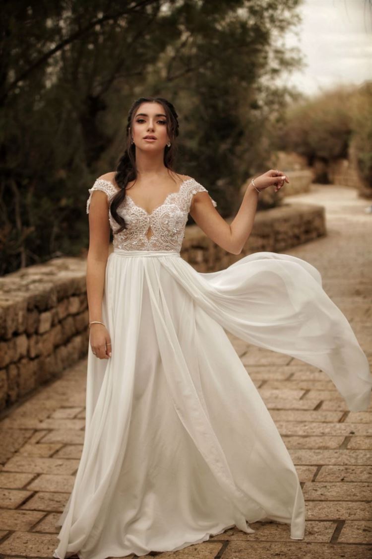 הקטלוג שיוצא אתכן מהקופסא של שמלות הכלה 15