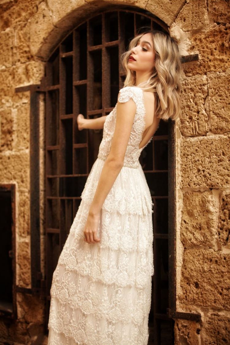 הקטלוג שיוצא אתכן מהקופסא של שמלות הכלה 24