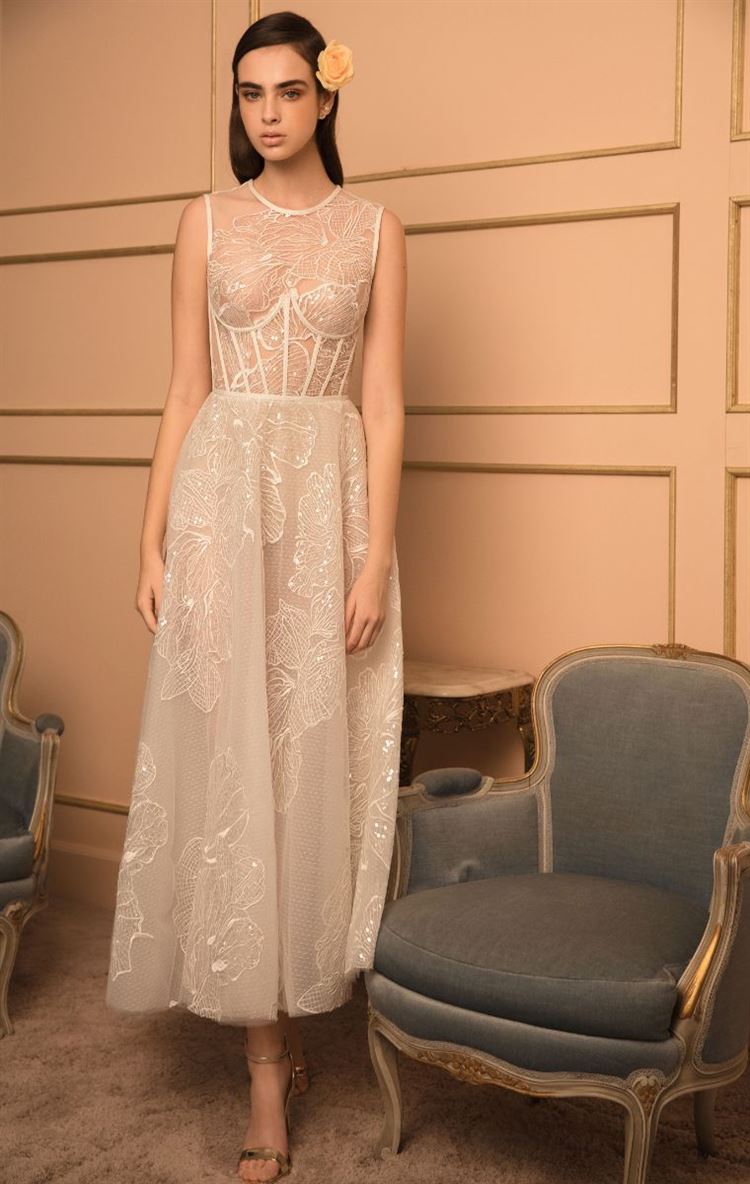 מעצבת שמלת הכלה של דניאלה פיק בגילוי מפתיע 18