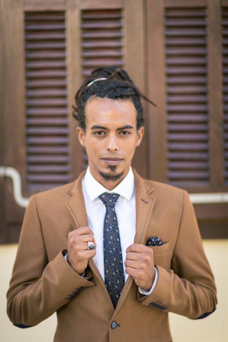 החלפת המבטים שהובילה לחתונה 9