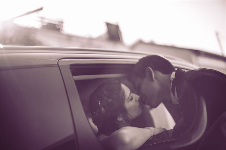 חיים על האדרנלין: זוגיות בסימן אקשן 24