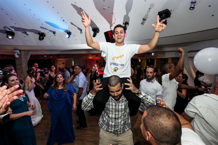 חיים על האדרנלין: זוגיות בסימן אקשן 48