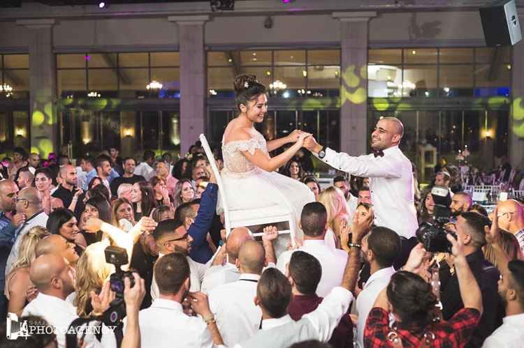 איך מפגש עם חברות הפך להפתעה? 21