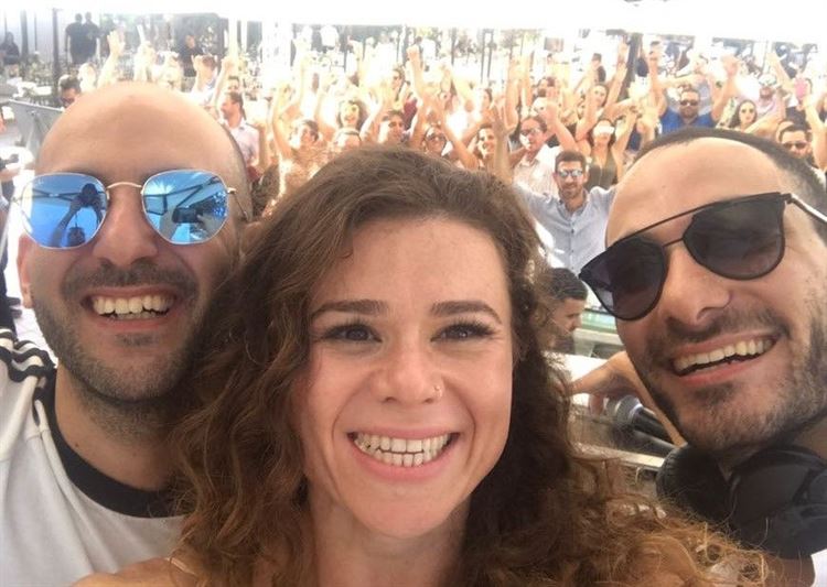 לא בנאלים: הצעת נישואים מפתיע וחתונת צהריים 10