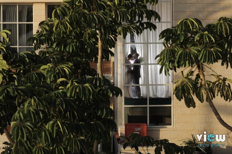 איך להתחיל עם בחור ולגרום לו לשלוף טבעת? 19