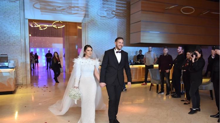 איך להתחיל עם בחור ולגרום לו לשלוף טבעת? 22