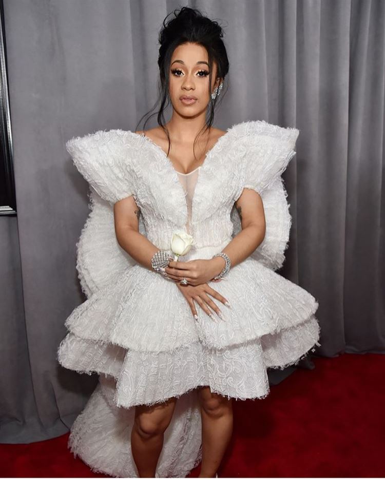 תהילה או נפילה? השמלות הלבנות של גראמי 2018 3