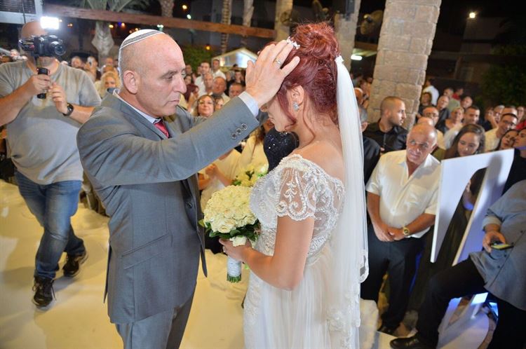 מי צריך שעון מעורר? הצעת נישואים סוחפת ב-4 בבוקר 16