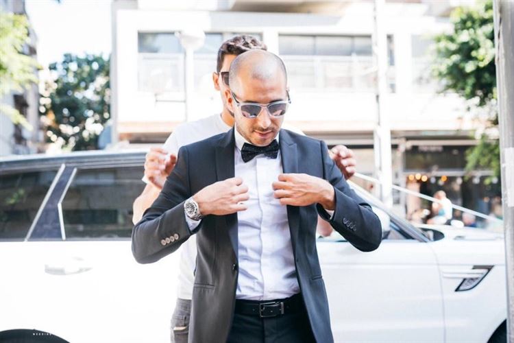 מה קרה ברדיו שגרם לבחור בתמונה להתרגש? 7