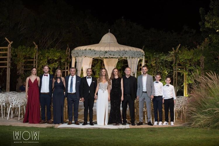 מה קרה ברדיו שגרם לבחור בתמונה להתרגש? 9