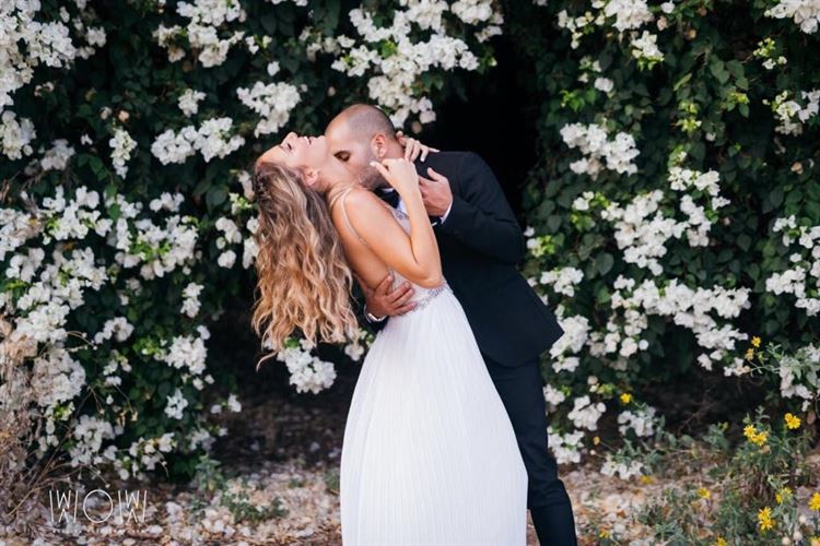 מה קרה ברדיו שגרם לבחור בתמונה להתרגש? 18