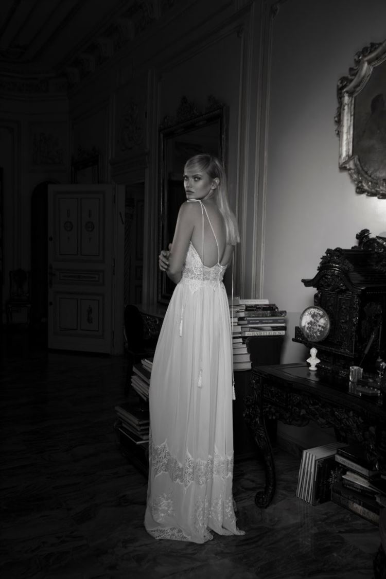 הדבר החם הבא: שמלות כלה לנסיכות בלבד 10