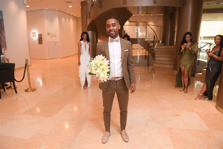 הזוג שהתחתן עם הכי הרבה סטייל 12