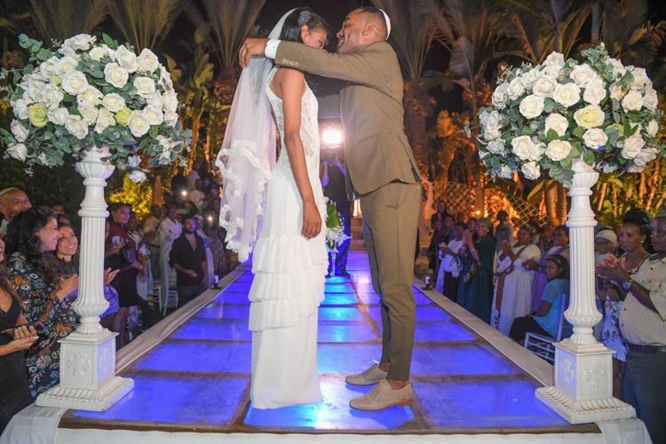 הזוג שהתחתן עם הכי הרבה סטייל 17