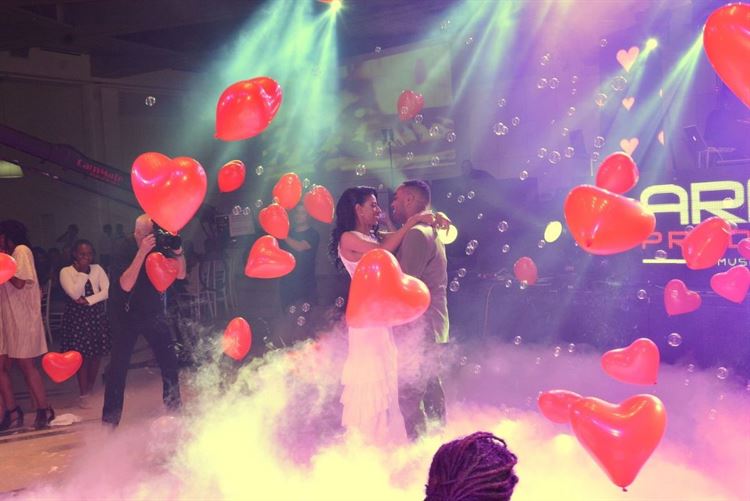 הזוג שהתחתן עם הכי הרבה סטייל 20