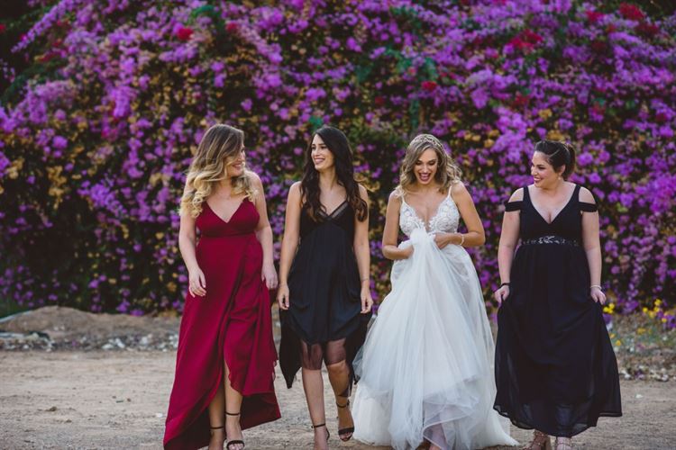 היא נתנה ביס בהמבורגר והוא נדלק עליה 7