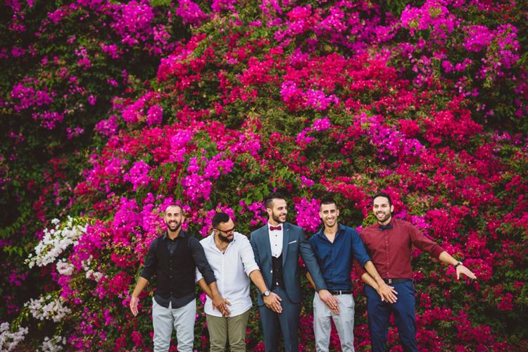 היא נתנה ביס בהמבורגר והוא נדלק עליה 8