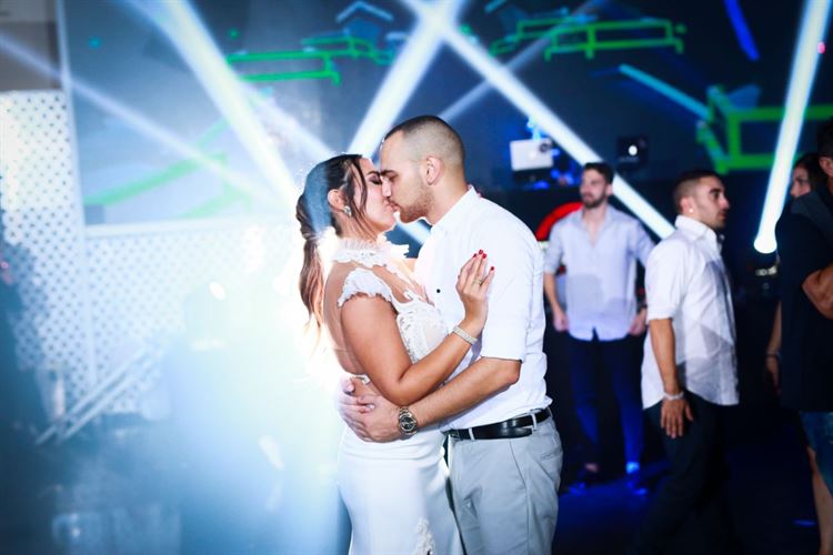 חתונה מחשמלת: איך מרימים אירוע מלא באנרגיות? 20