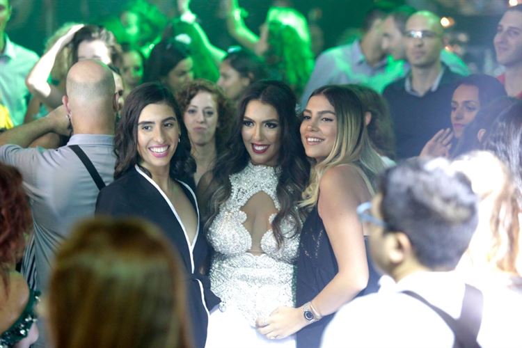 חתונה מחשמלת: איך מרימים אירוע מלא באנרגיות? 24