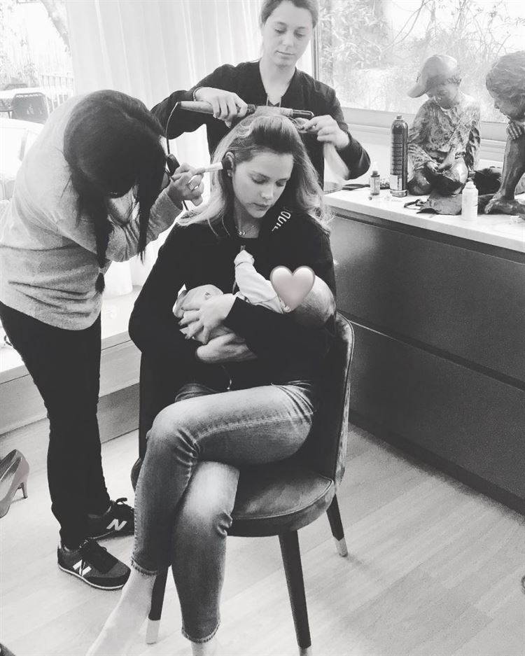 אסתי גינזבורג חושפת את הבייבי באינסטגרם 3