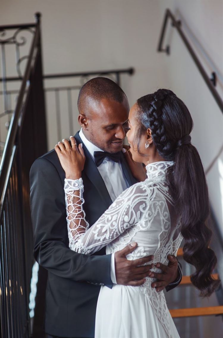 צפו: חתונה לוהטת עם קפה שחור חזק 11