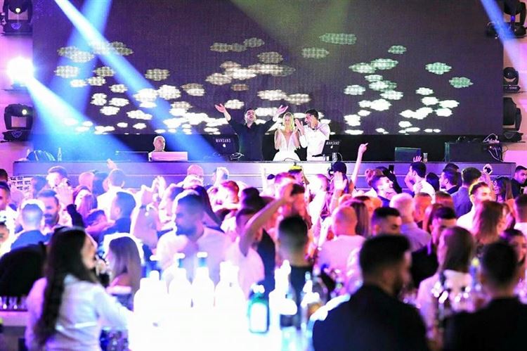 חזרו לילדות: צילומי זוגיות מתוקים במיוחד 36