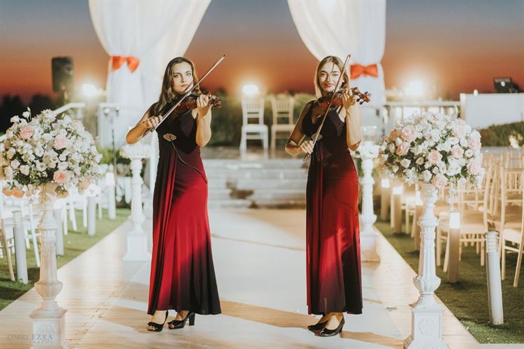 חזרו לילדות: צילומי זוגיות מתוקים במיוחד 30