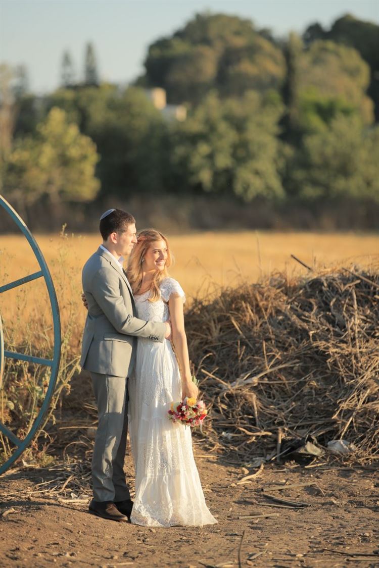 בלי שחשדה: בחרה את הלוקיישן של ההצעה שלה 13