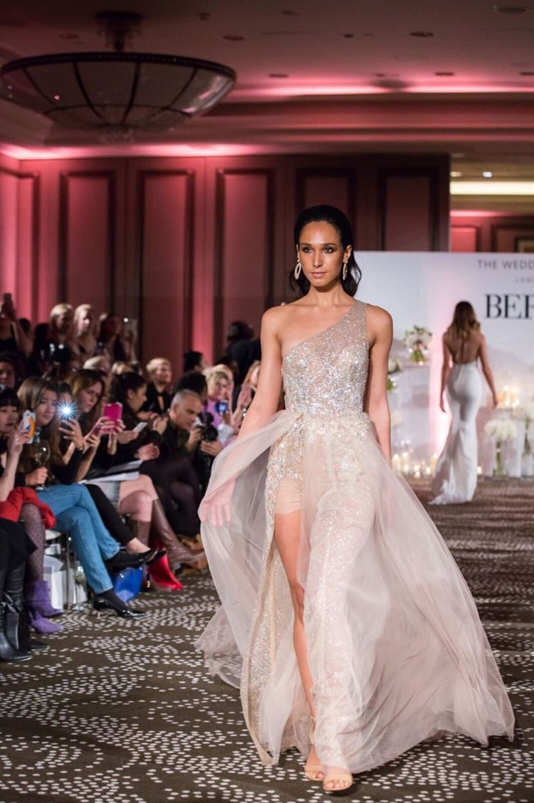 איך מעצבת מאשדוד הפכה לאייקון אופנה בינלאומי? 10