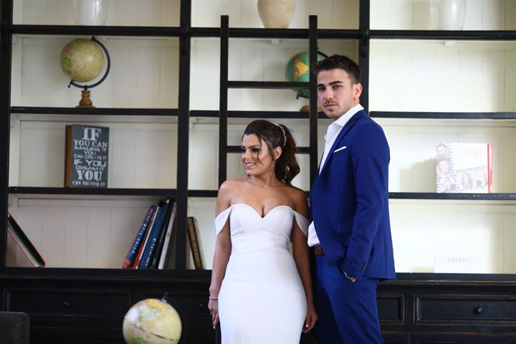 דרך בלתי שגרתית להתחיל עם בחורה בבר 19