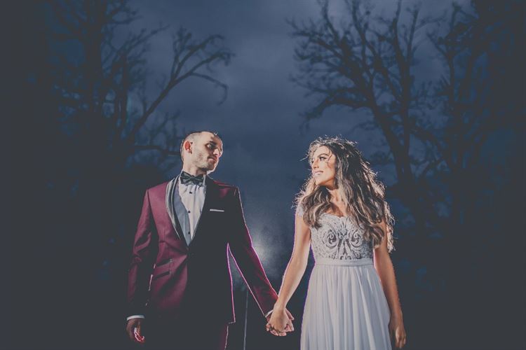 התחפושת שחיברה בין שני אנשים עד לחופה 2