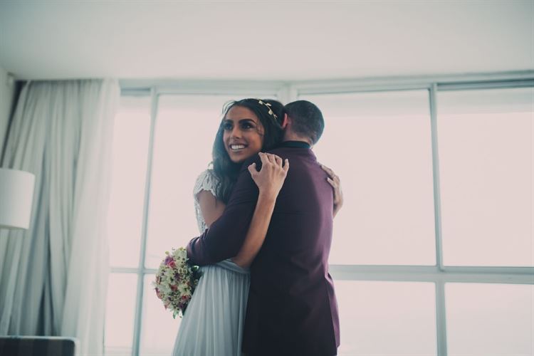 התחפושת שחיברה בין שני אנשים עד לחופה 20