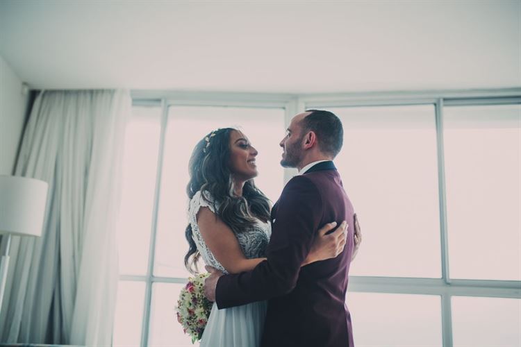 התחפושת שחיברה בין שני אנשים עד לחופה 21