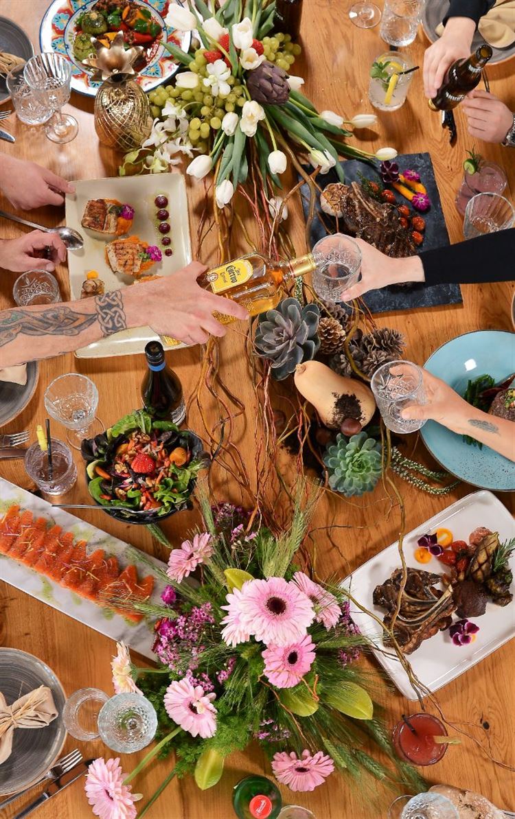 צפו: המתחם האורבני שרק נפתח וכבר הפך להצלחה מסחררת 2