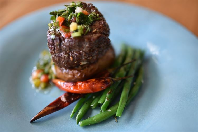 צפו: המתחם האורבני שרק נפתח וכבר הפך להצלחה מסחררת 13