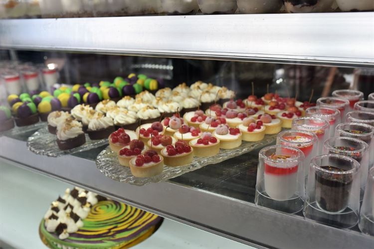 צפו: המתחם האורבני שרק נפתח וכבר הפך להצלחה מסחררת 24