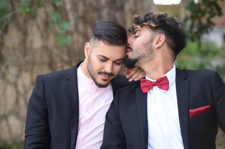 צפו: כך נראית הצעת נישואים כששני בני הזוג תכננו להציע באותו היום 3