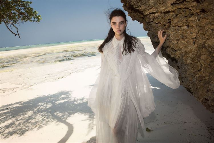 מיהן המעצבות שהצליחו לצבוע את זנזיבר בלבן? 18