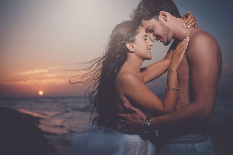 בחירה לא כלה: איזו שמלה אהבתם יותר? 24