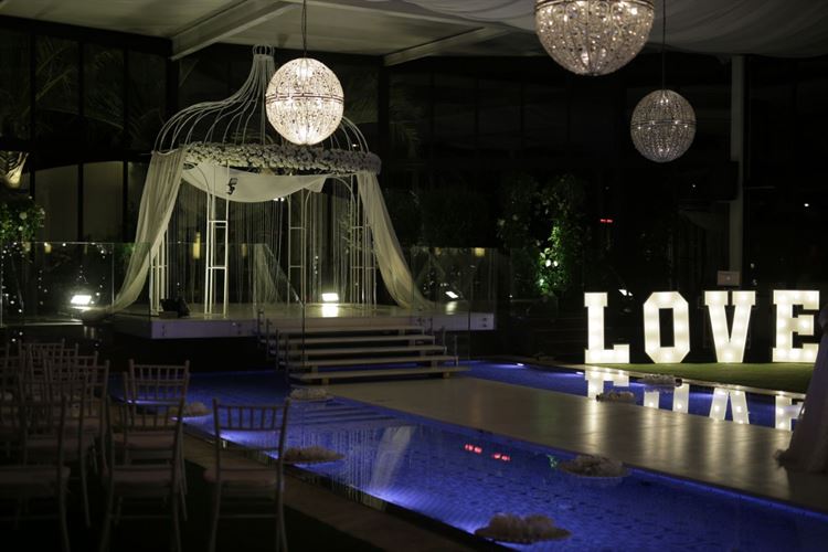 בחירה לא כלה: איזו שמלה אהבתם יותר? 30