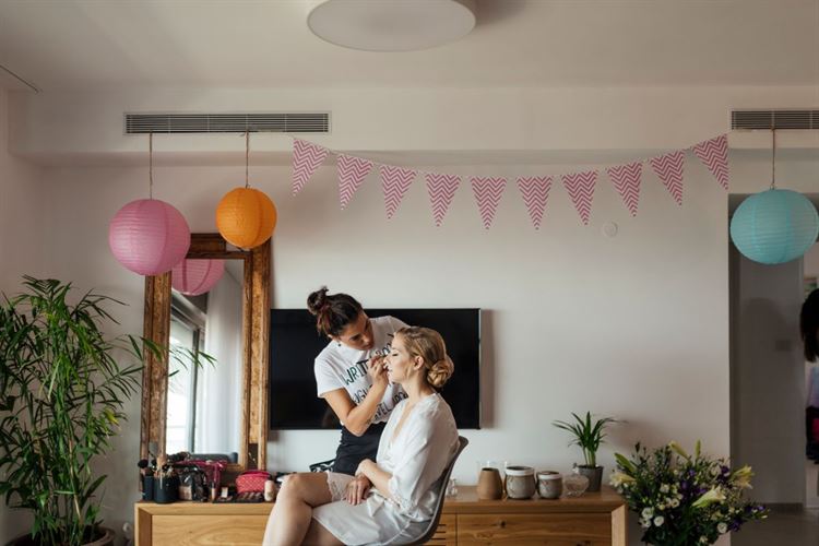 ה'קרייסס' של סיון ביטרמן: מאפרת ומעצבת השיער שקבעה איתה התאשפזה ולא יכלה להגיעה (צילום: תומר מונטיליה)